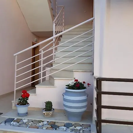 Modern Kallithea 2 *